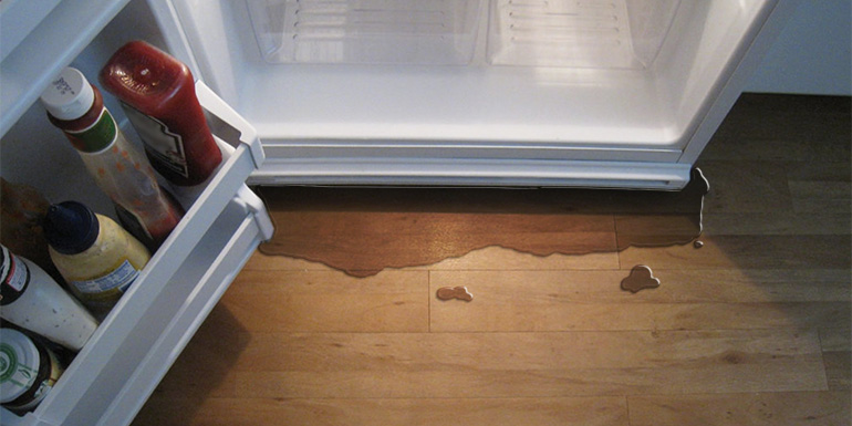 为什么我的冰箱漏水？